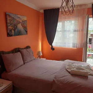 2* Hotel Taksim 2